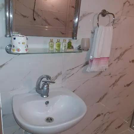 Camlik Apart 3*