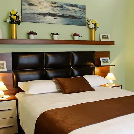 Camlik Apart 3*